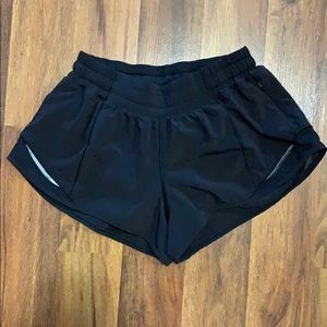 Lululuemon 2” running shorts size 6